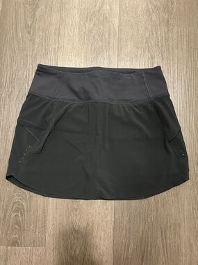 Athleta Run With It Skort in Black